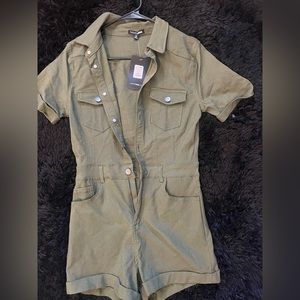 Olive short jumpsuit